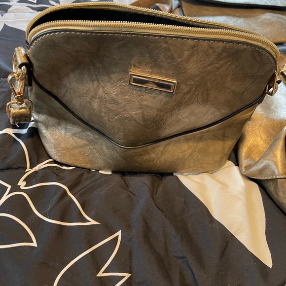 Purse - Picture 10 of 12